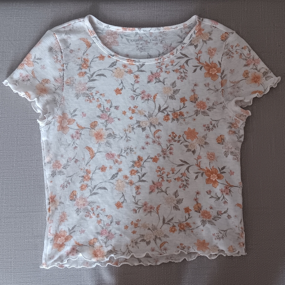 American Eagle Outfitters Floral Short Sleeve Waffle Top